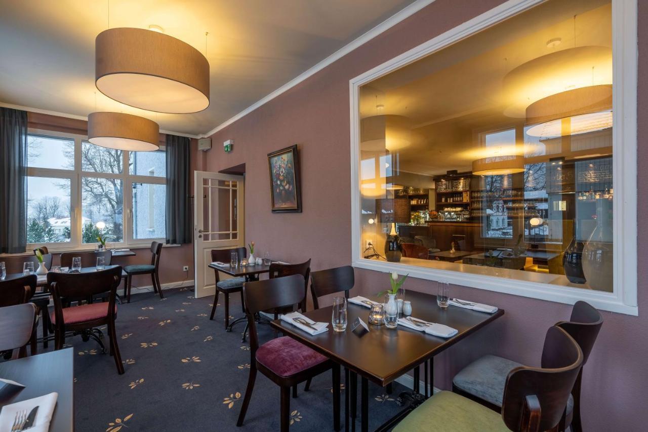 Logis Hotel Quartier 5, Saechsische Schweiz, Mit Restaurant, Cafe & Bar Gohrisch Kültér fotó