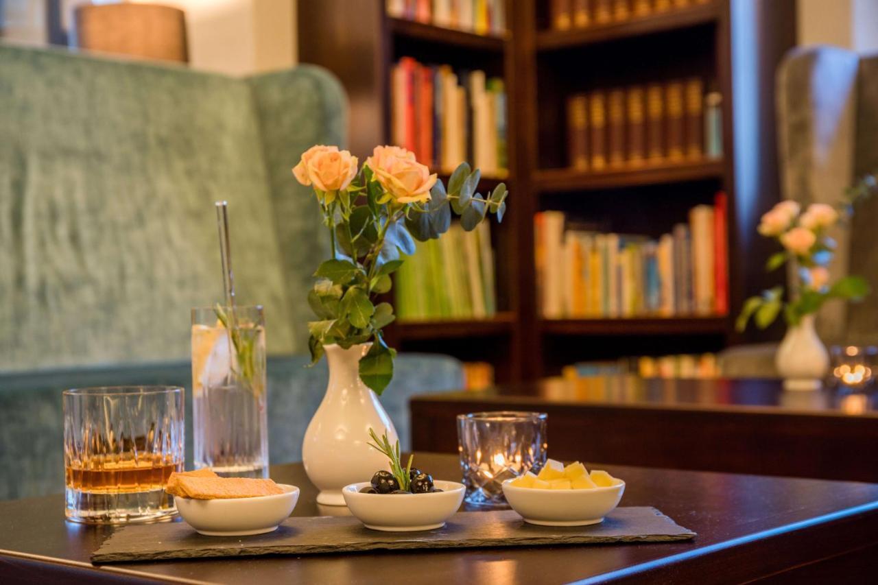 Logis Hotel Quartier 5, Saechsische Schweiz, Mit Restaurant, Cafe & Bar Gohrisch Kültér fotó