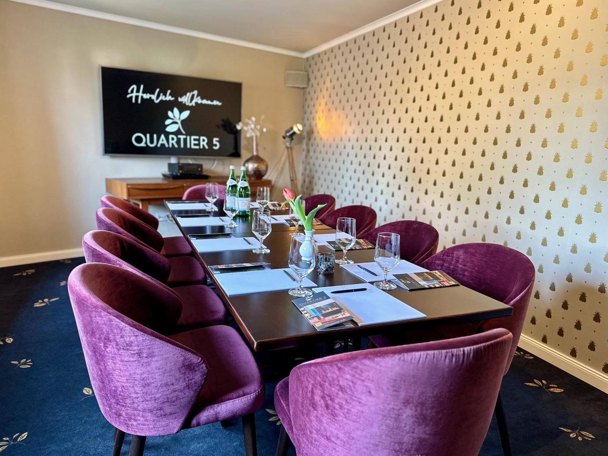 Logis Hotel Quartier 5, Saechsische Schweiz, Mit Restaurant, Cafe & Bar Gohrisch Kültér fotó